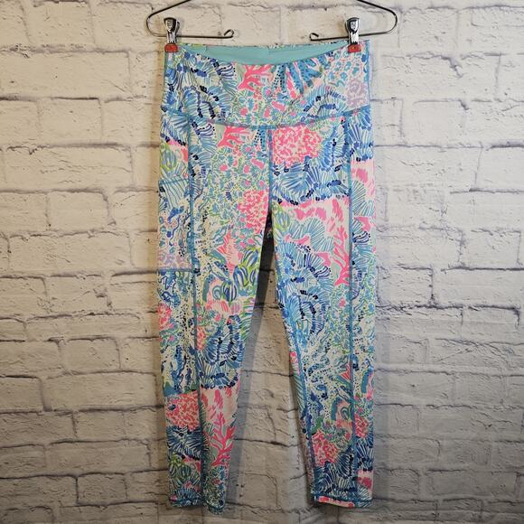 Lilly Pulitzer Pants - Lilly Pulitzer Luxletic Weekender Crop Leggings Shell Of A Party Women Medium